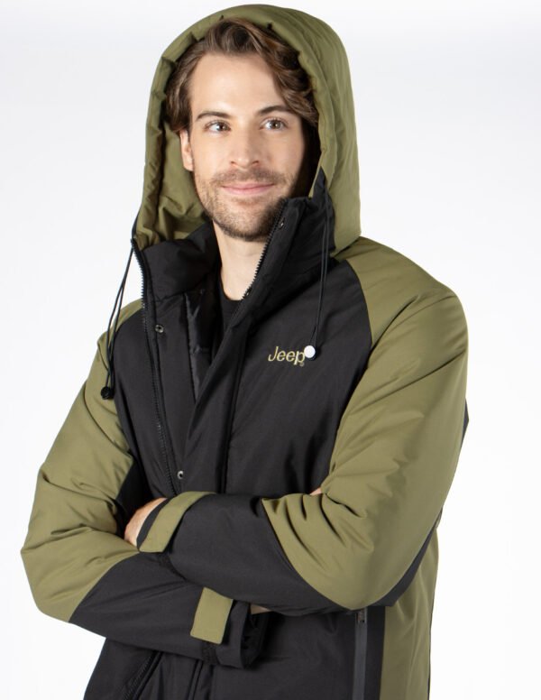 Chamarra con gorro JEEP - Negro/Olivo